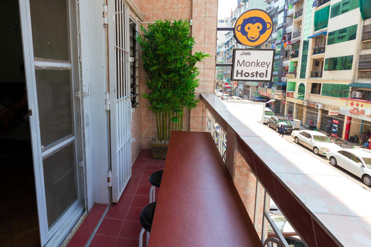 Little Monkey Hostel Rangoon Buitenkant foto
