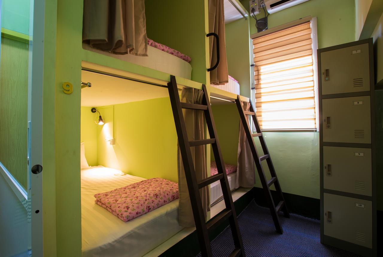 Little Monkey Hostel Rangoon Buitenkant foto